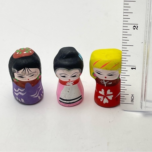 VINTAGE Hand Painted Kokeshi 1” Clay Dolls Lot of 3 - Picture 9 of 10